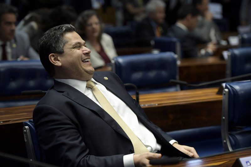 Davi Alcolumbre durante sessão no Senado