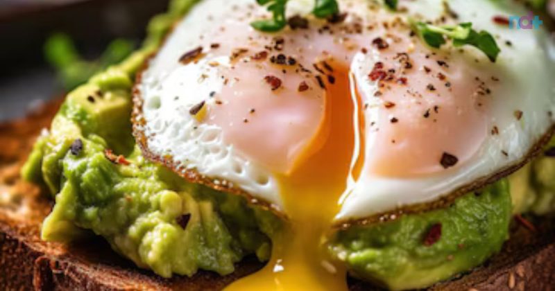 imagem de avocado toast para café da manhã