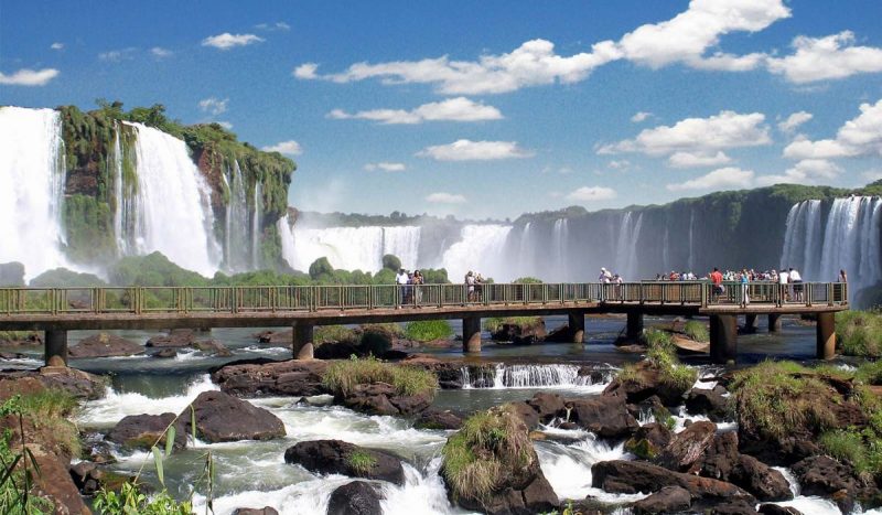 Ponte sobre as Cataratas do Iguaçu