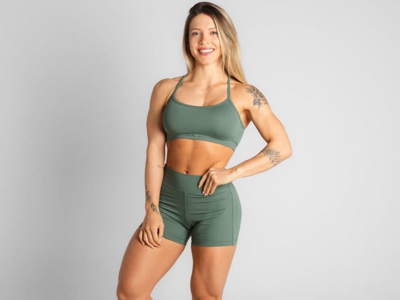 Ana Tholl, influencer de Blumenau que se destaca nas redes sociais 