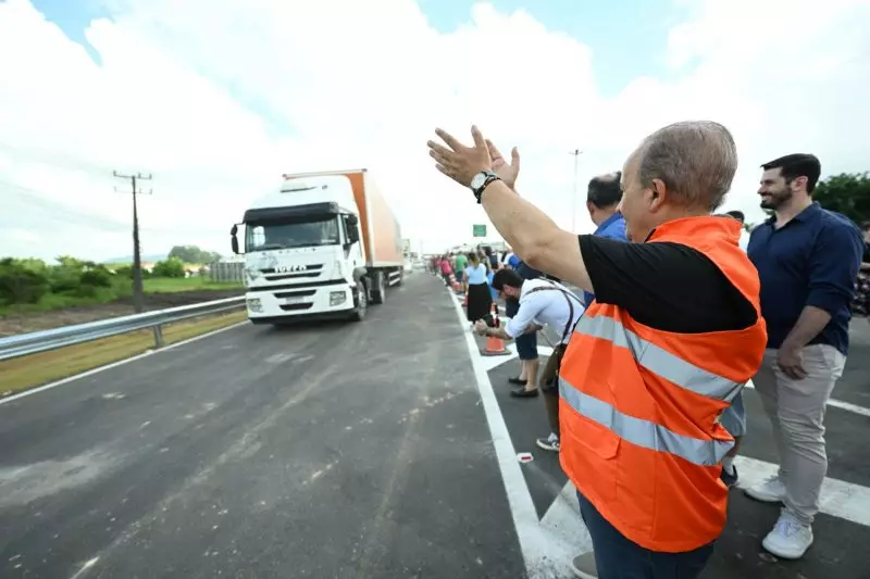 Jorginho Mello inaugura alças de acesso da Antônio Heil à BR-101 