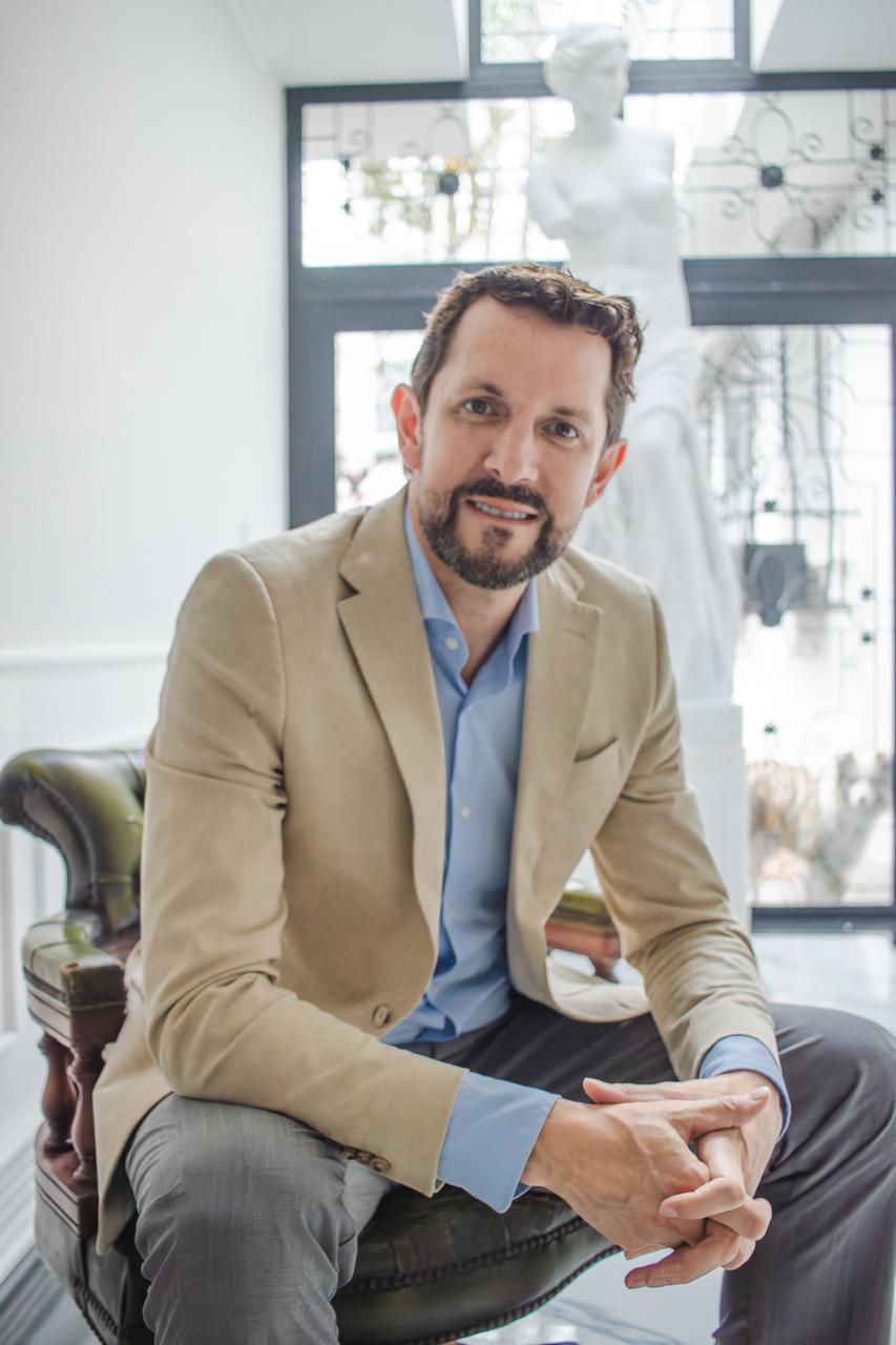 Dr. Márcio André Volkweis