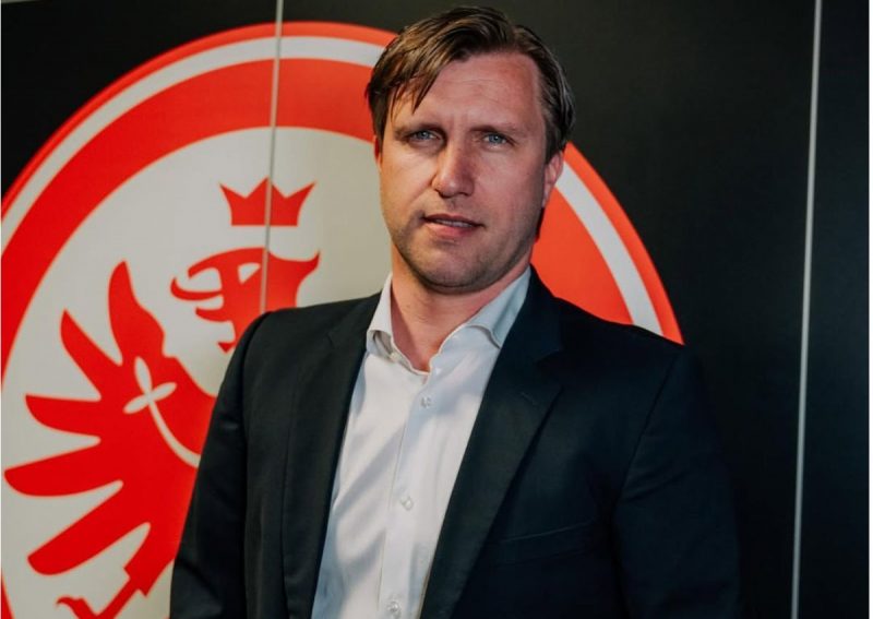 Markus Krösche se apaixonou pela mascote do time