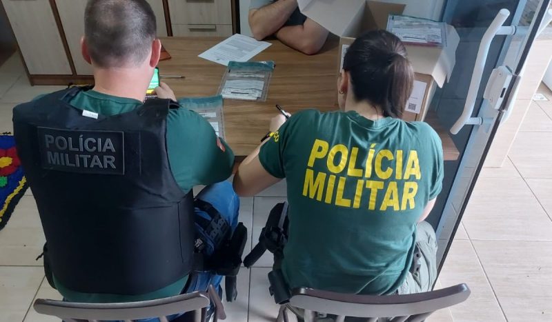 policiais do gaeco cumprindo mandados de busca e apreensão na Operação Mística