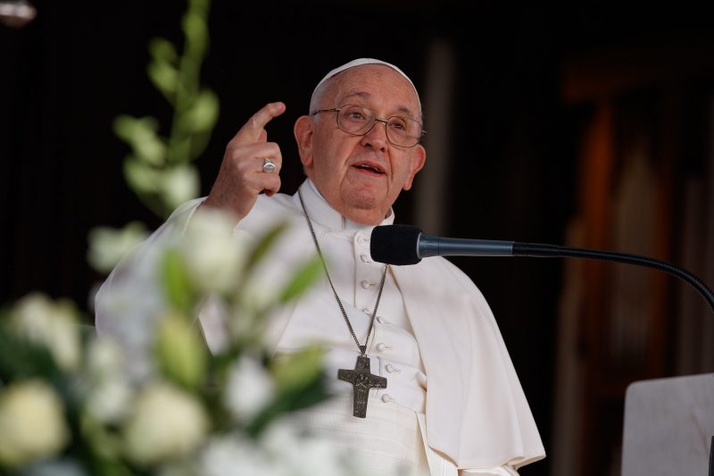 Papa Francisco no Santuário de Fátima, em Portugal, no ano de 2023