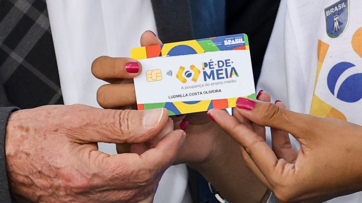 Caixa começa a pagar nesta segunda a parcela de setembro do programa Pé-de-Meia; veja quem recebe