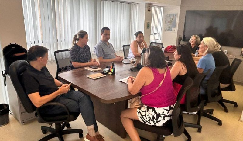 Thiago Peixoto em reunião com o Sintrasem