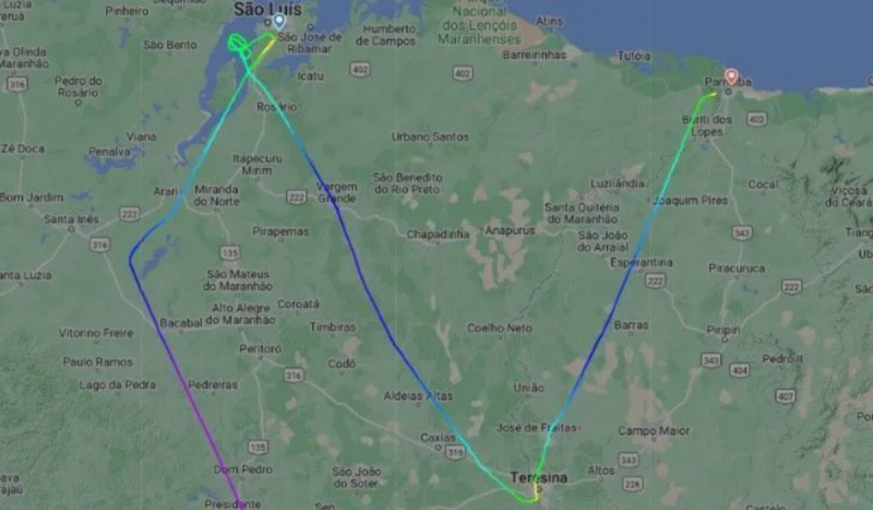 Rota feita por avião que declarou "mayday fuel"