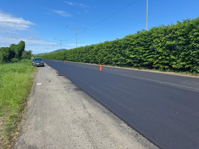 Foto mostra rodovia do Beto Carrero com asfalto novo