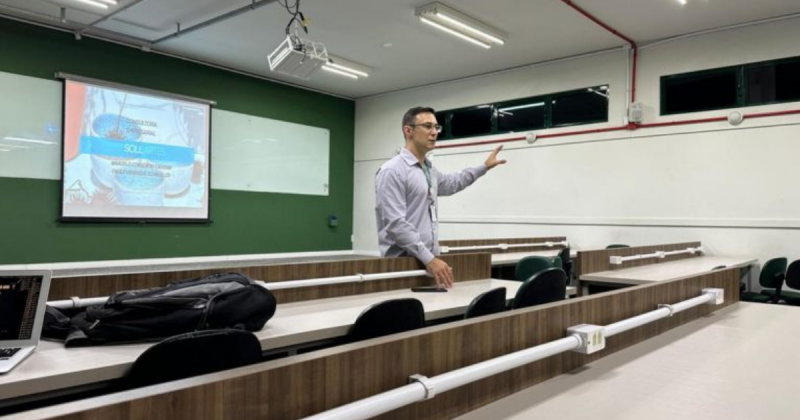 Sala de aula demonstrativa, para exemplificar onde os alunos estudarão