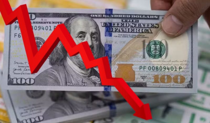 Valor do dólar fica abaixo de R$ 5,80 