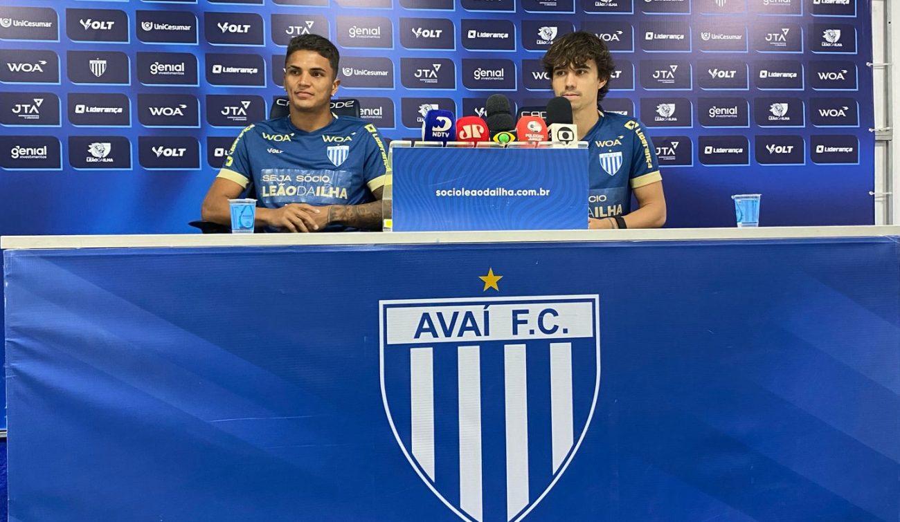 João Vitor e Zé Ricardo voltam a ficar à disposição do Avaí