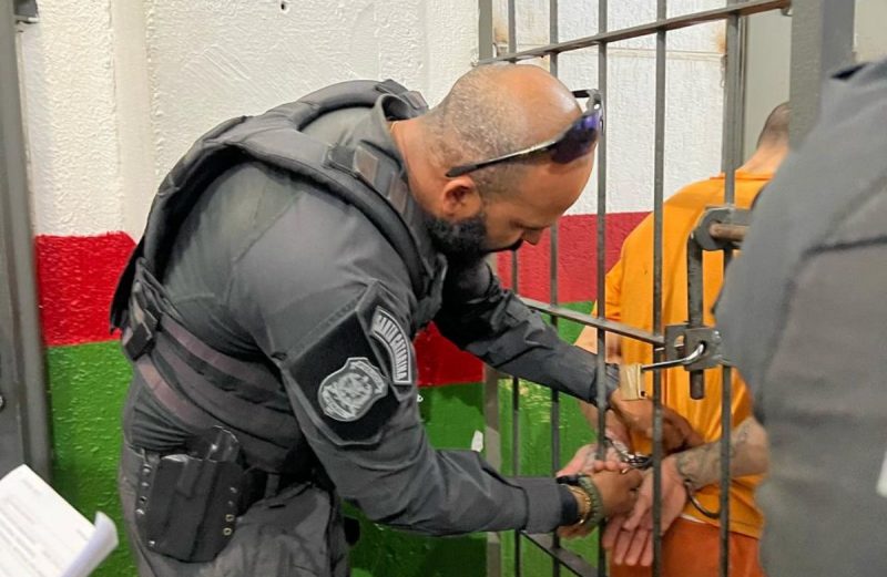 agente refém em presídio 