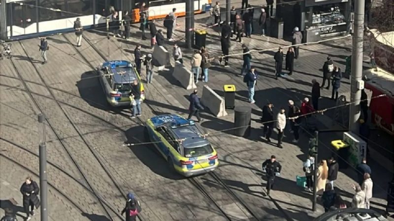 Motorista atropela pessoas em cal&ccedil;ada na Alemanha – Foto: Divulga&ccedil;&atilde;o/X/ND