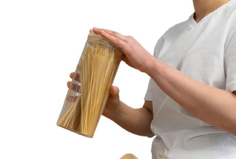 Armazenar macarr&atilde;o velho pode trazer bichos e prejudicar a sa&uacute;de – Foto: Freepik/ND