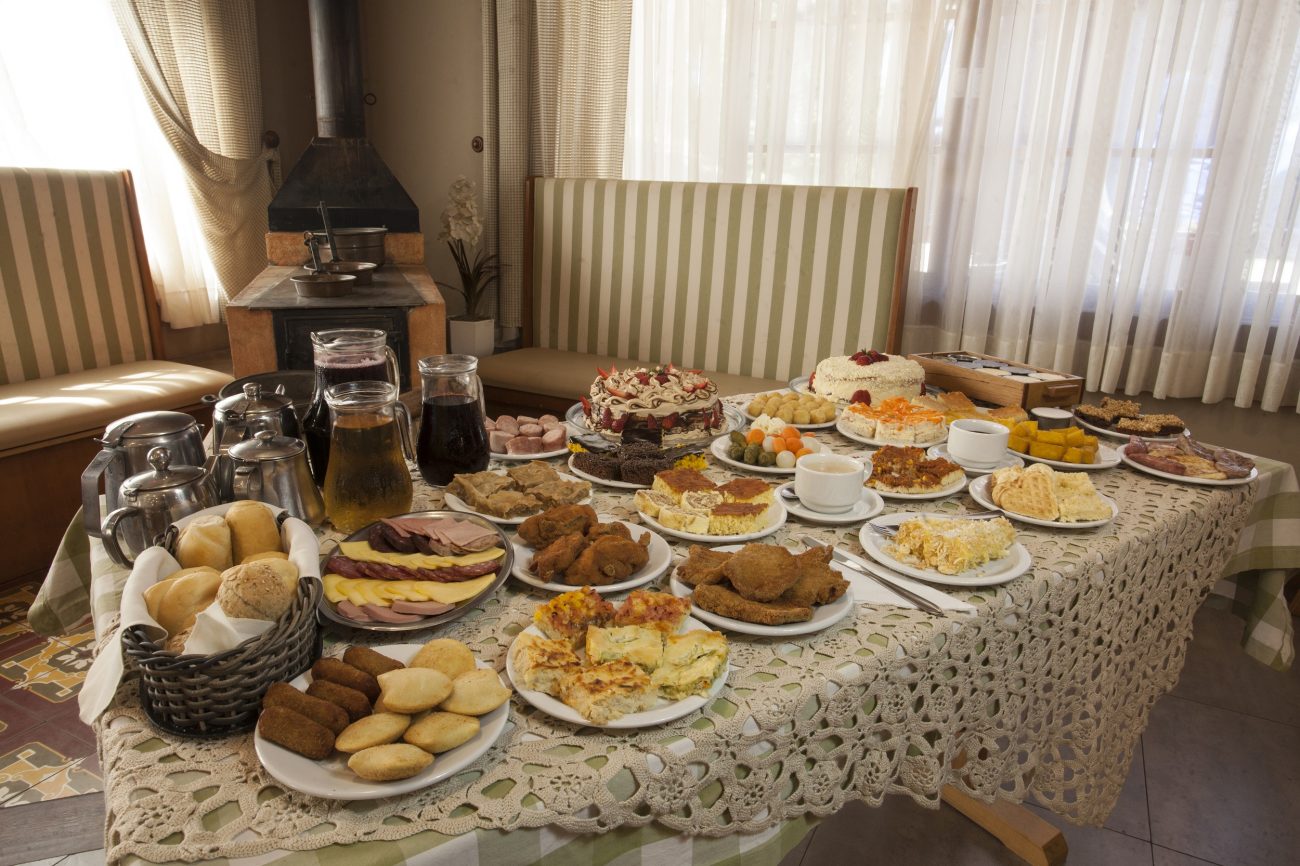 Os cafés coloniais são um marco de Gramado e são tradicionais da imigração tanto alemã quanto italiana - Cleiton Thiele