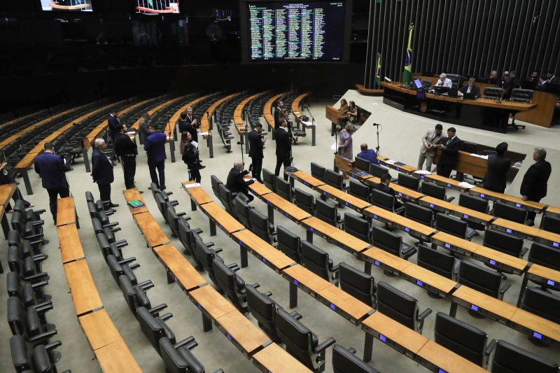 Aumento no numero de deputados: Camara pode votar nesta segunda projeto que aumenta total de parlamentares
