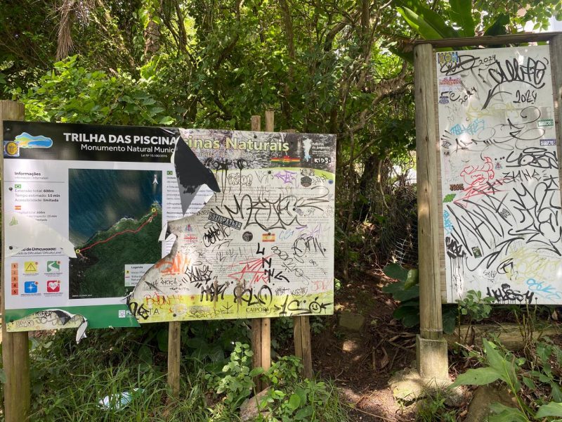 trilha em Florianópolis; acesso está vandalizado e abandonado
