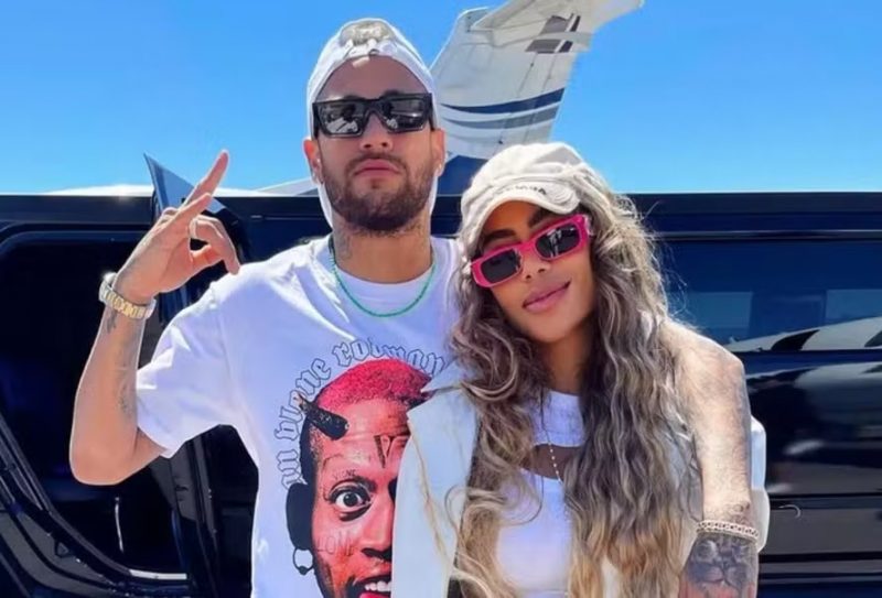 Neymar ao lado da irmã Rafaella Santos