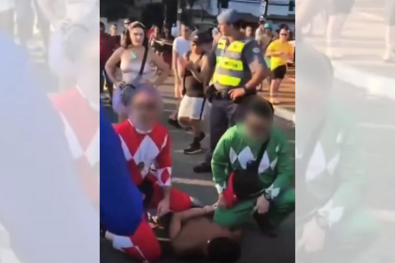 Policiais fantasiados de Power Rangers fizeram a prisão 