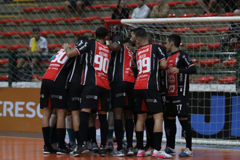 Com desfalques, JEC Futsal enfrenta o Corinthians na semifinal da Super Copa Gramado