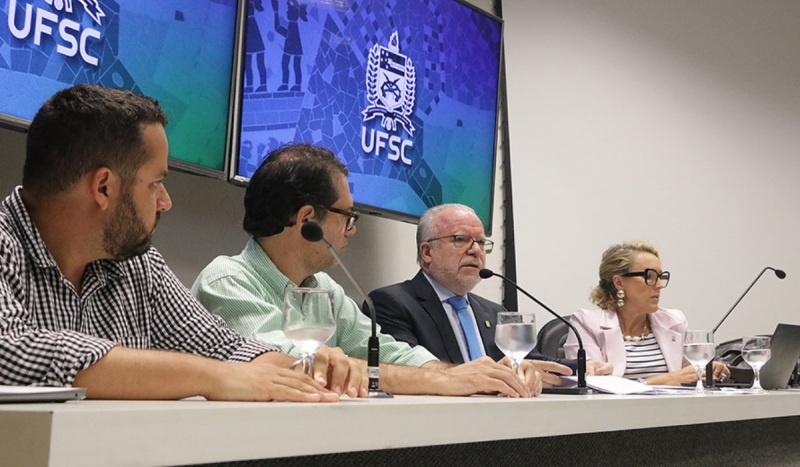 Coletiva expôs situação crítica orçamentária da Universidade Federal de Santa Catarina