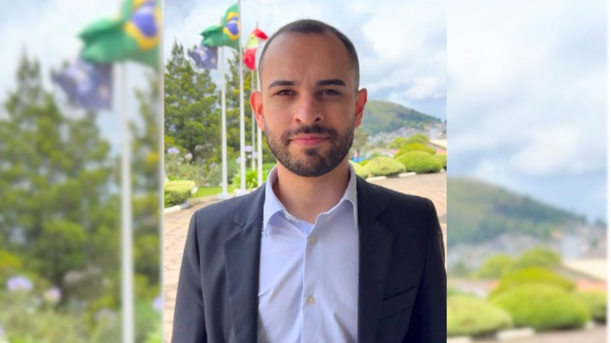 Sem bebida alcóolica e ‘toque de recolher’: como é a prisão domiciliar de Jair Junior em SC - QTU Questões do Universo