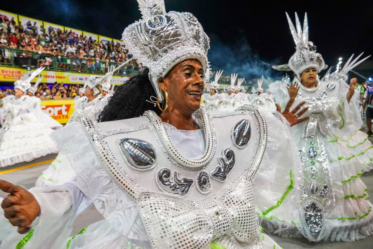 Ala das baianas na Jardim das Palmeiras no Carnaval 2025, em Florianópolis - Mafalda Press/ND