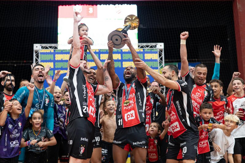 JEC Futsal vence o Atlântico, conquista a Supercopa e fica com a vaga para a Libertadores