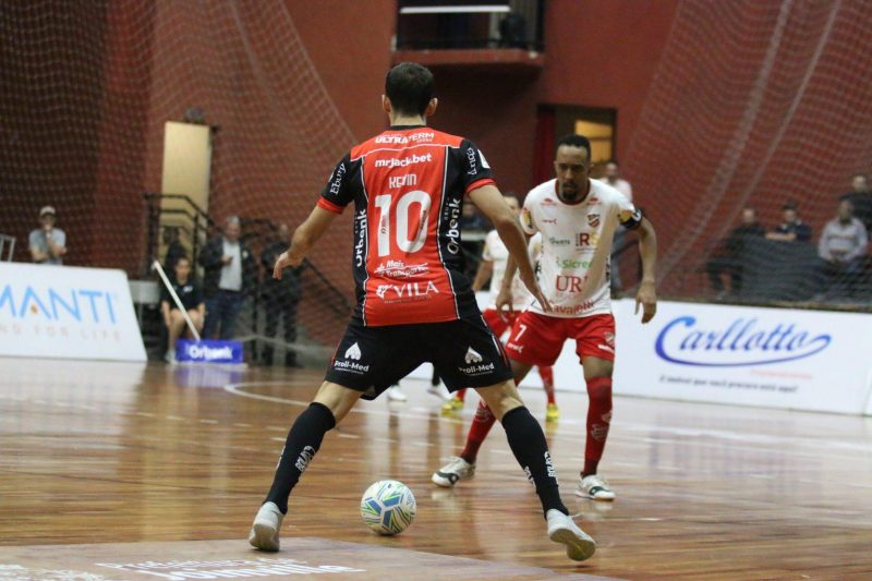 JEC Futsal enfrenta o Atlântico na estreia da Super Copa Gramado