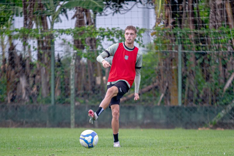 João Lucas foi um dos destaques do Figueirense