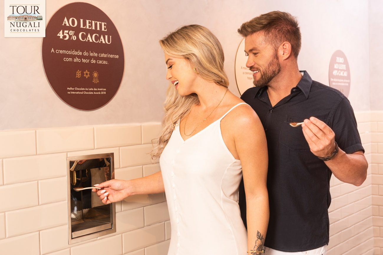 O tour na fábrica da Nugali Chocolates tem direito à degustação, na Rota Enxaimel de Pomerode  - Nugali Chocolates/Divulgação