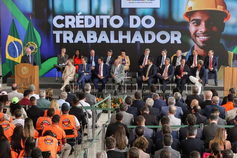 Lula no lançamento do programa Crédito do Trabalhador