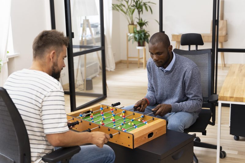 futebol de mesa como salário emocional