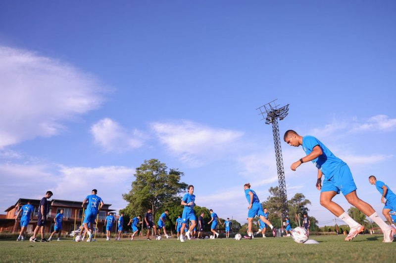 Seleção do Paraguai em preparação para enfrentar o Chile pelas Eliminatórias da Copa