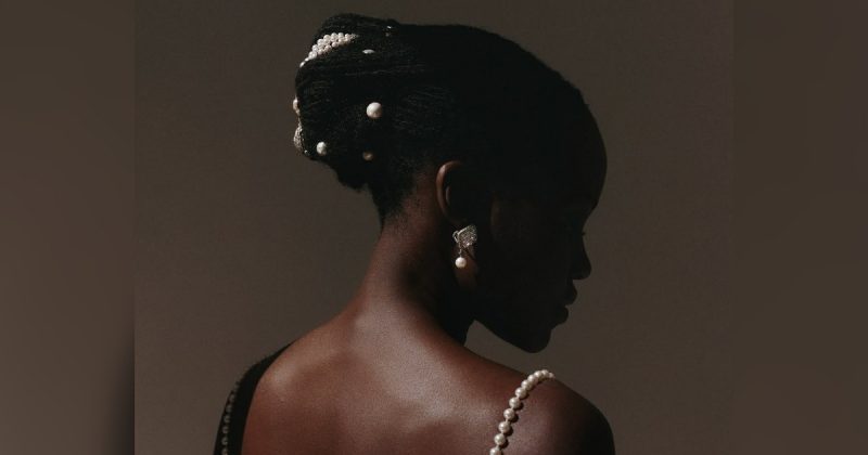 Imagem dos acessórios de Lupita Nyong'o