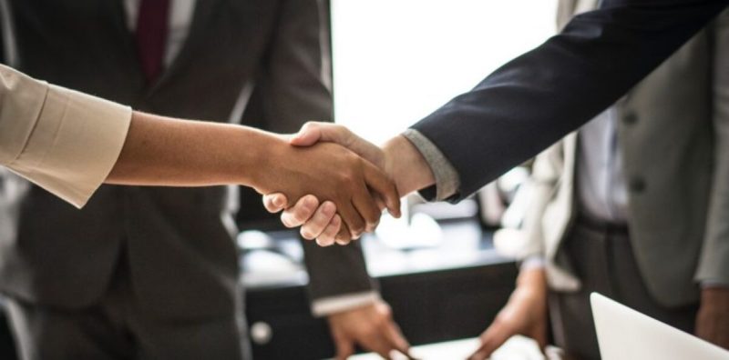 A 'pejotização', quando empresas contratam trabalhadores como PJ para fugir das obrigações da CLT, tem sido tema de discordância entre STF e Justiça do Trabalho - Foto: Reprodução/ND