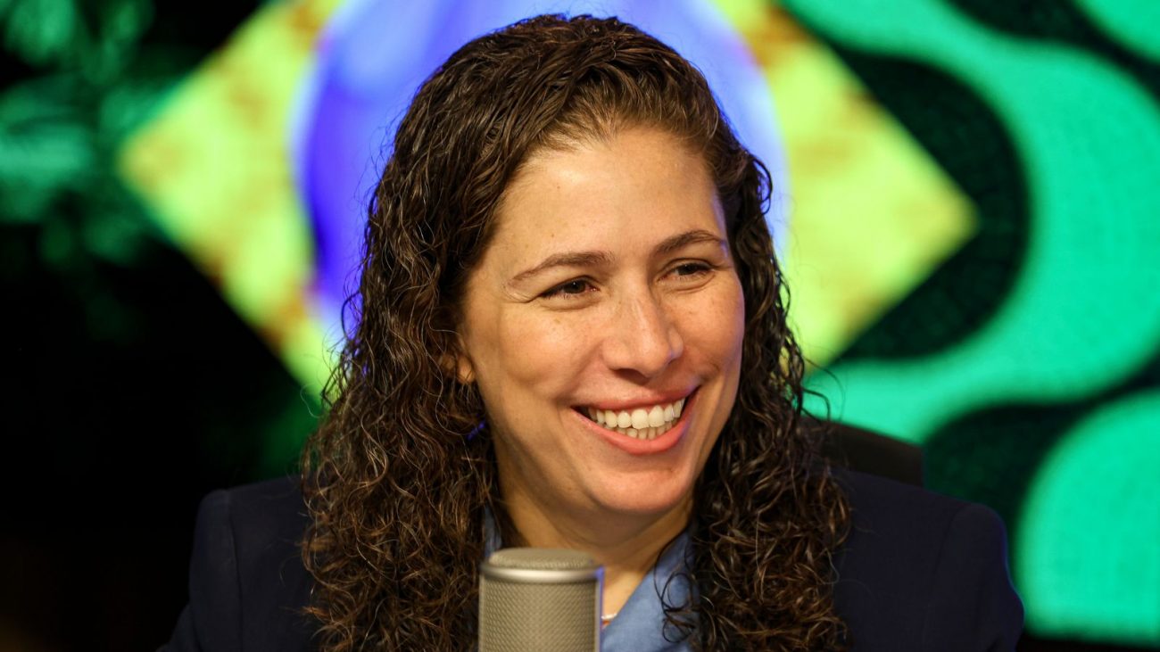 Lula sanciona Lei de Cotas, que aumenta de 20% para 30% vagas para pretos, pardos, indígenas e quilombolas no serviço público