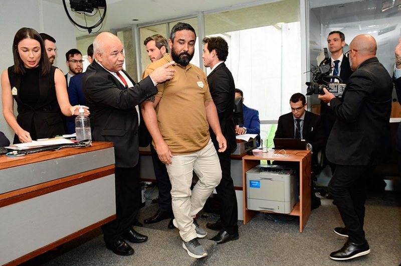 Empresário é preso por policiais legislativos durante testemunho à CPI das Bets