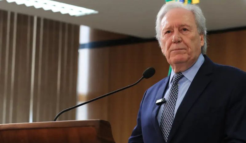 Críticas à PEC da Segurança Pública Críticas à PEC da Segurança Pública
