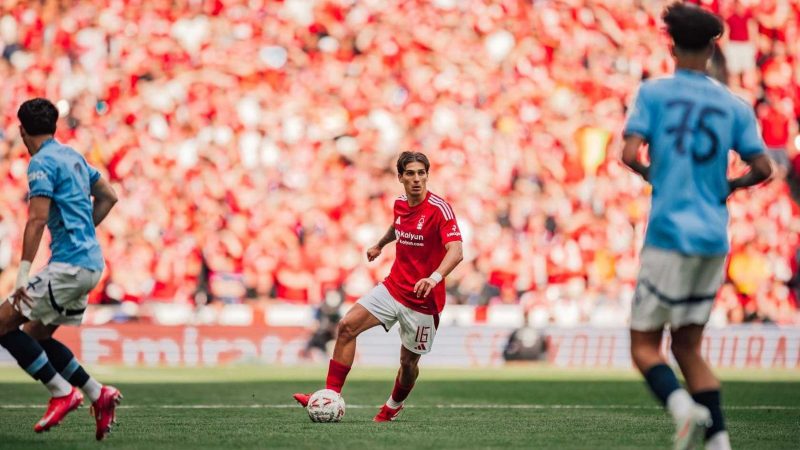 Nottingham Forest Nottingham Forest em duelo contra o Manchester City na FA Cup