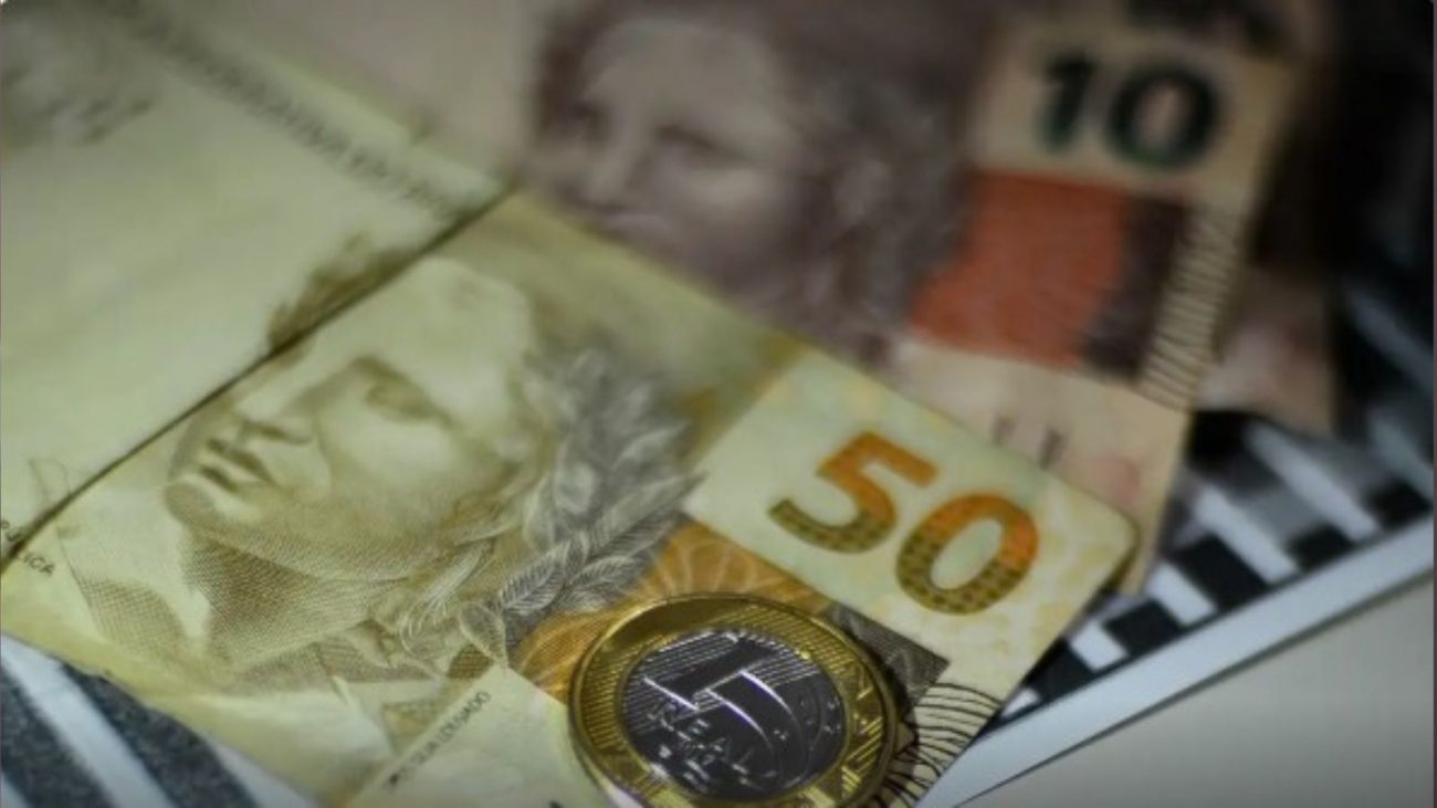 Valor do salário mínimo pode ser de R$ 1.630 em 2026Foto: Marcello Casal Jr/Agência Brasil/ND