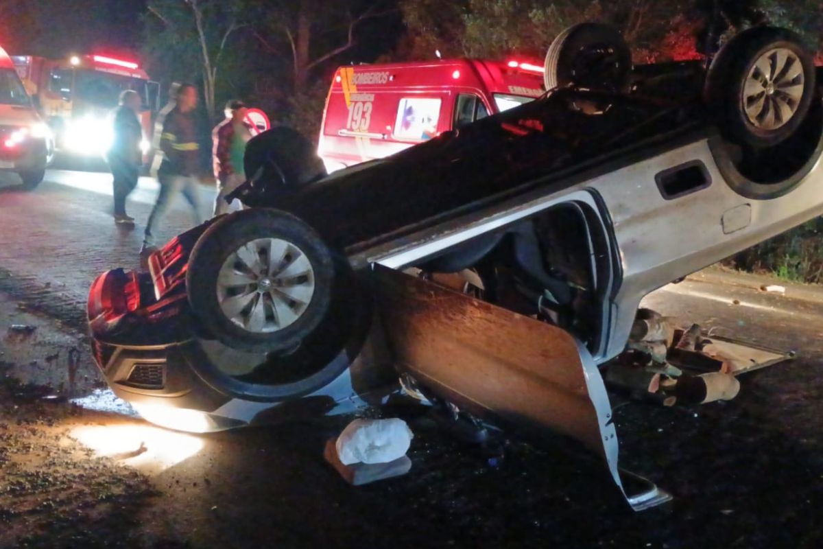 Acidente foi registrado na noite de terça-feira (27) - Divulgação/Corpo de Bombeiros/ND