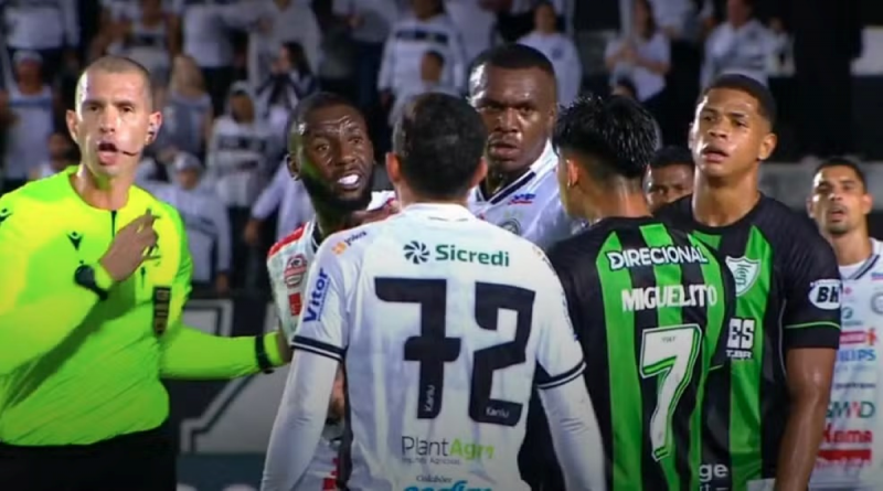Allano, ex-jogador do Criciúma, chegou a denunciar as falas racistas de jogador do América-MG, Miguelito, para a arbitragem