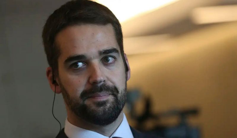 Após 24 anos, Eduardo Leite deixa PSDB e se aproxima do PSD Após 24 anos, Eduardo Leite deixa PSDB e se aproxima do PSD