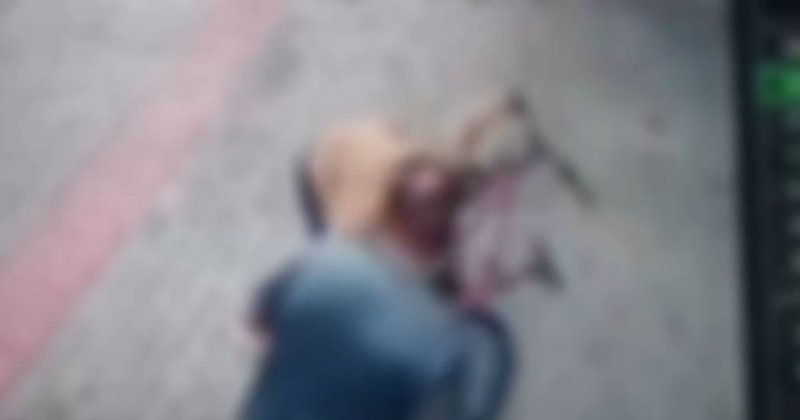 Idoso é assaltado e agredido Idoso é assaltado e agredido
