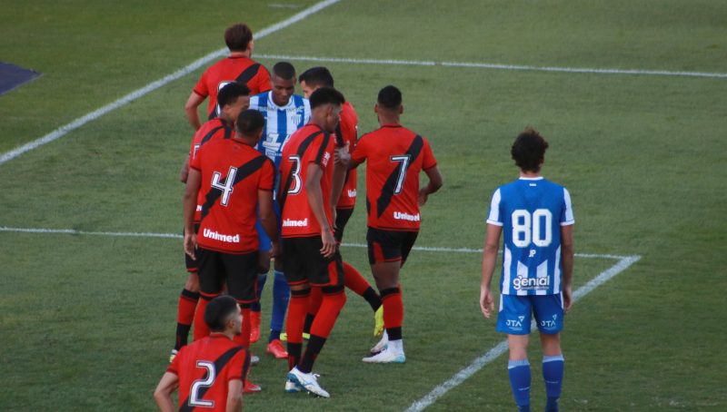 Avaí ficou no empate em 0 a 0 com o Atlético-GO Avaí ficou no empate em 0 a 0 com o Atlético-GO