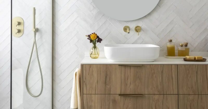 Banheiro pequeno Banheiro pequeno pode ser modernizado com poucas dicas de designer de interiores