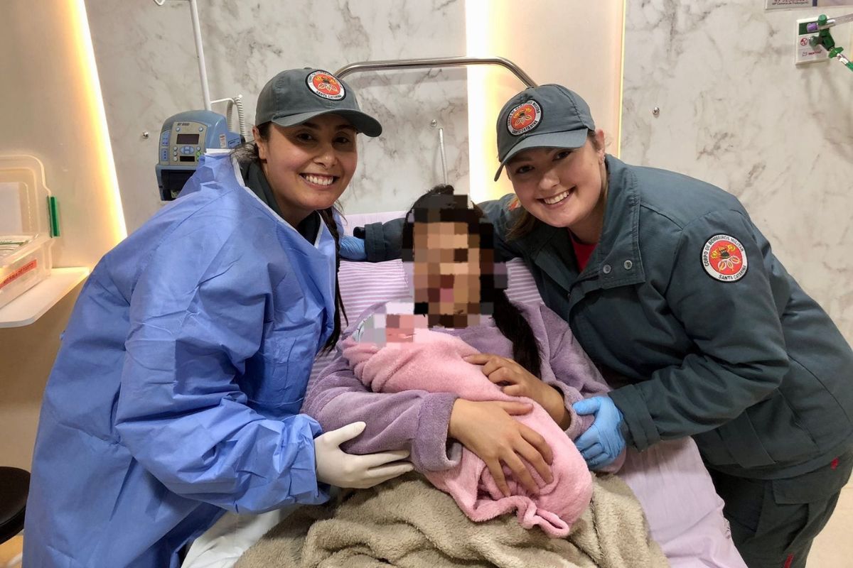 Beb&ecirc; nasce dentro de viatura dos bombeiros em SC – Foto: Divulga&ccedil;&atilde;o/Corpo de Bombeiros/ND