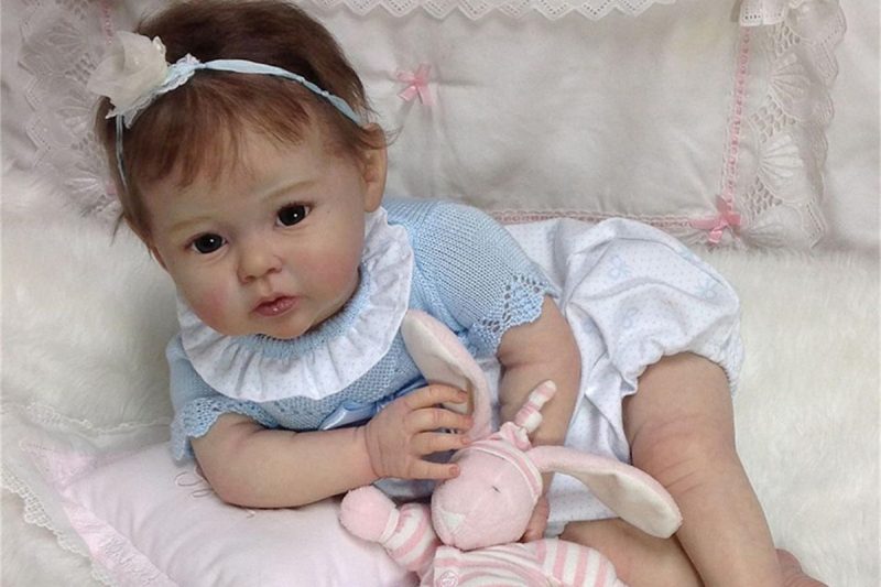 Bebê reborn Febre do bebê reborn tomou conta das redes sociais